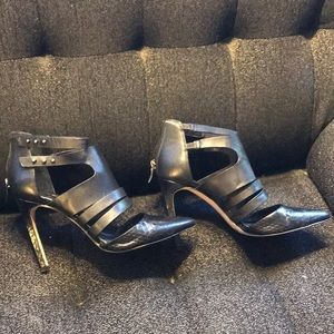 BCBG Generation stiletto 8.5